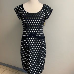Polka dot tie detail dress